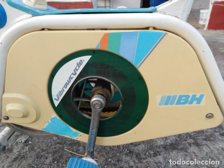 Coleccionismo deportivo: bicicleta estatica bh - vibrowcycle - dual action - Foto 5