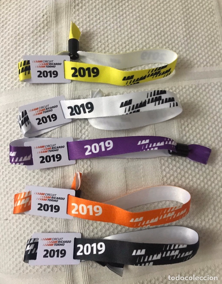 Sports collectibles: Pulseras Gran Premio de motos Cheste 2019 circuito Ricardo Tormo precio por unidad
