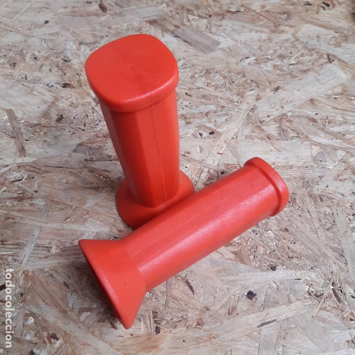 Collezionismo sportivo: Pu&ntilde;os rojos cl&aacute;sicos NUEVOS