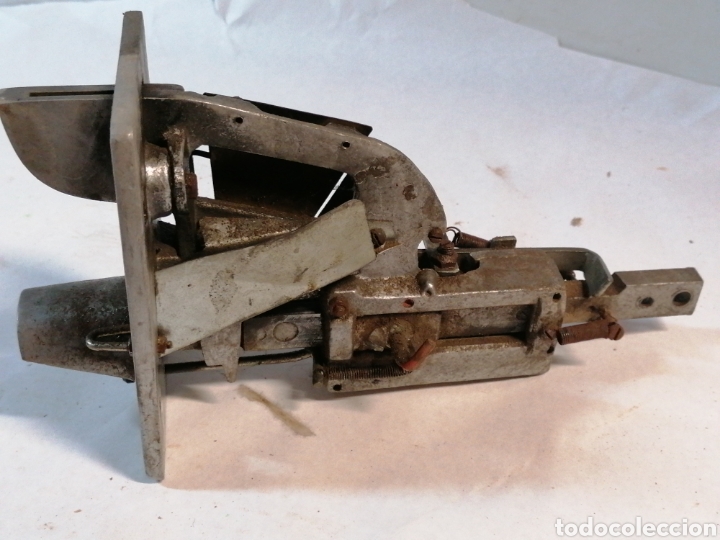 Coleccionismo deportivo: Cerradura antiguo billar - Foto 2