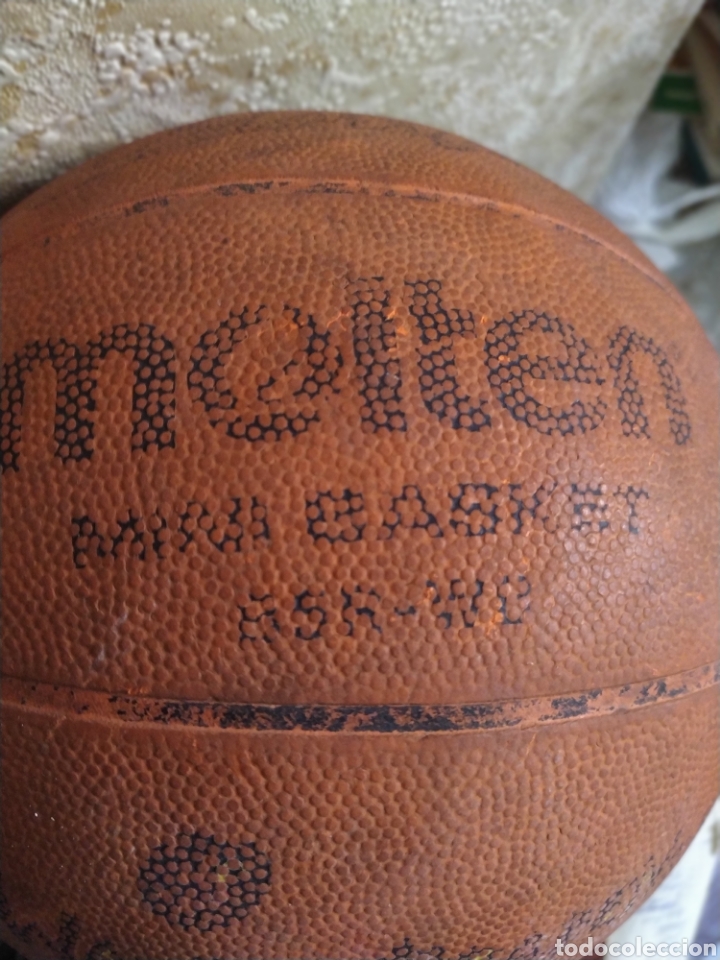 Coleccionismo deportivo: Bal&oacute;n de Baloncesto Molten mini Basket dedicatorias aut&oacute;grafas de Waine Brabender y otra desconocida