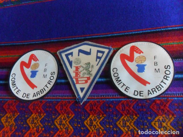 Bouclier Ancien Fédération Espagnole De Foot - Écoles, Arbitre, Colecio National (70s)