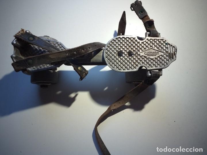 Coleccionismo deportivo: Patines antiguos de hierro - Cometa - Foto 4