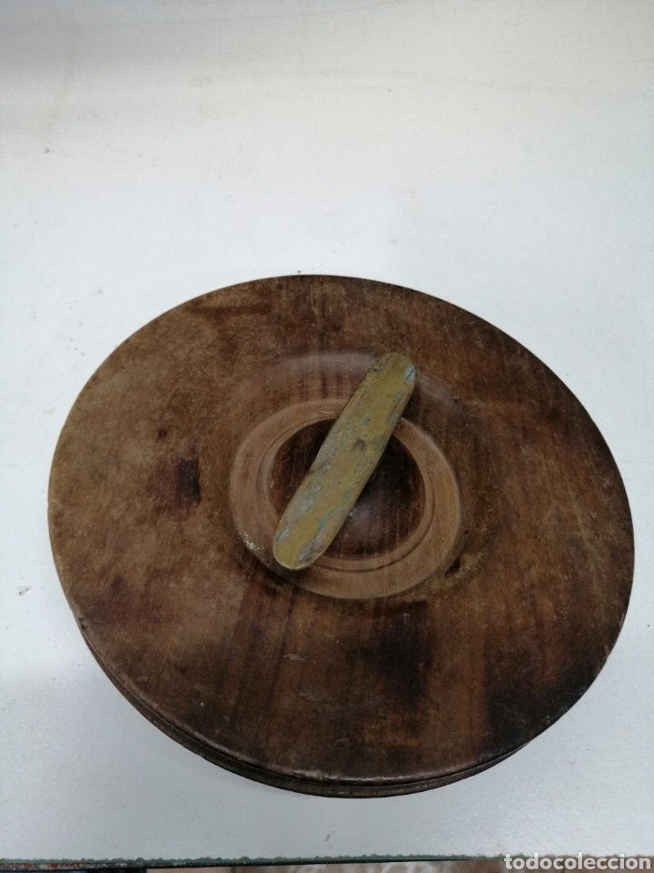 Coleccionismo deportivo: Antiguo Carrete de madera y bronce - Foto 3