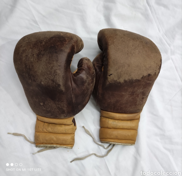 Coleccionismo deportivo: Guantes de boxeo antiguos - Foto 3