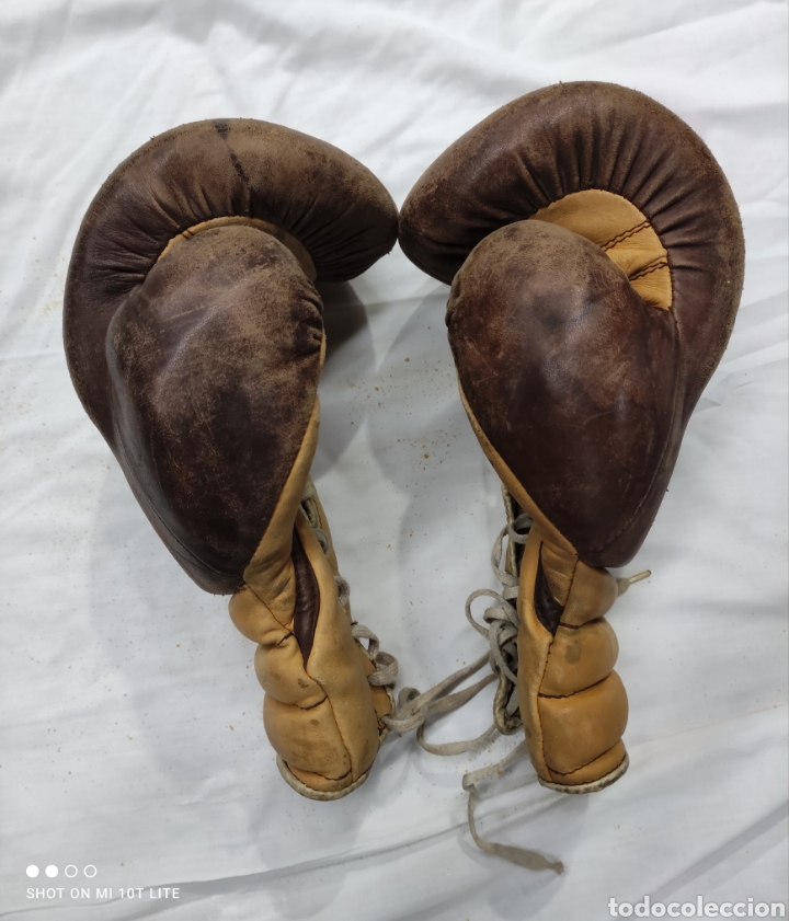 Coleccionismo deportivo: Guantes de boxeo antiguos - Foto 10
