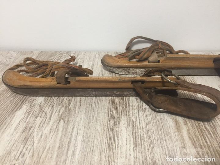 Coleccionismo deportivo: PATINES HIELO MADERA Y HIERRO - Foto 3