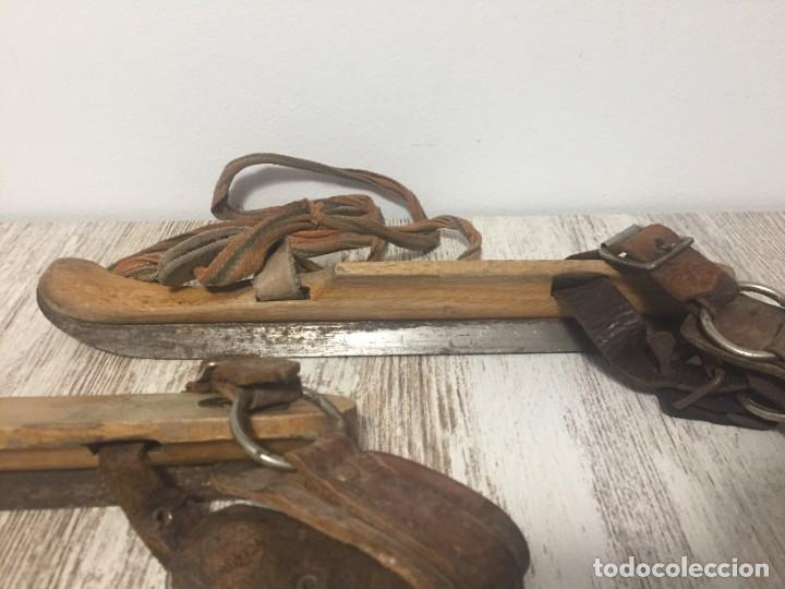 Coleccionismo deportivo: PATINES HIELO MADERA Y HIERRO - Foto 4