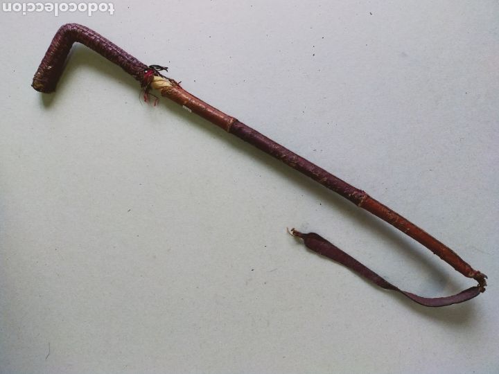Coleccionismo deportivo: FUSTA DE MADERA Y CUERO - Foto 9