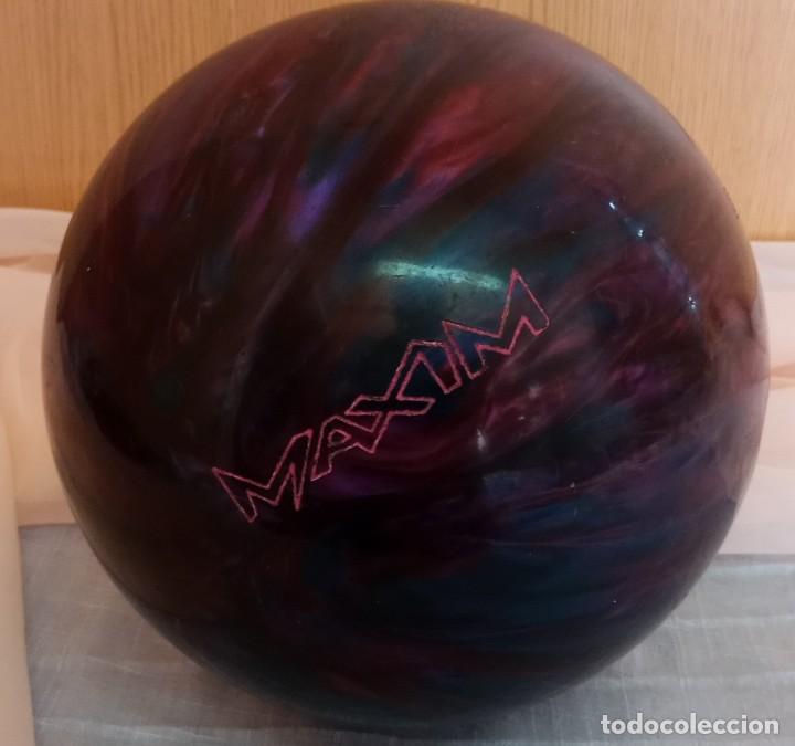 Coleccionismo deportivo: Bola de bolos. EBONITE - MAXIM. - Foto 5