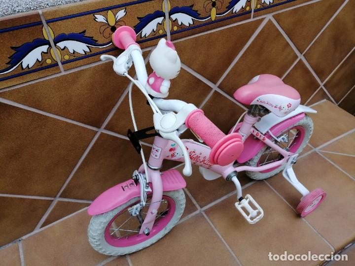 Coleccionismo deportivo: BICICLETA INFANTIL -HELLO KITTY- - Foto 2