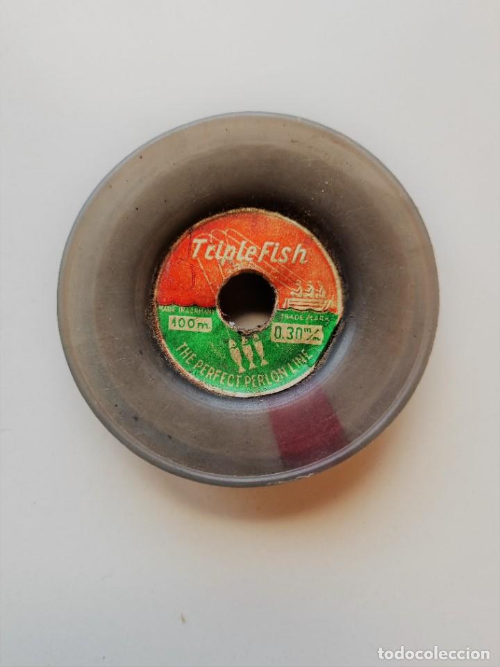 Collectionnisme sportif: Antiguo sedal carrete de hilo de pescar Triple Fish THE PERFECT PERLON LINE MADE IN GERMANY