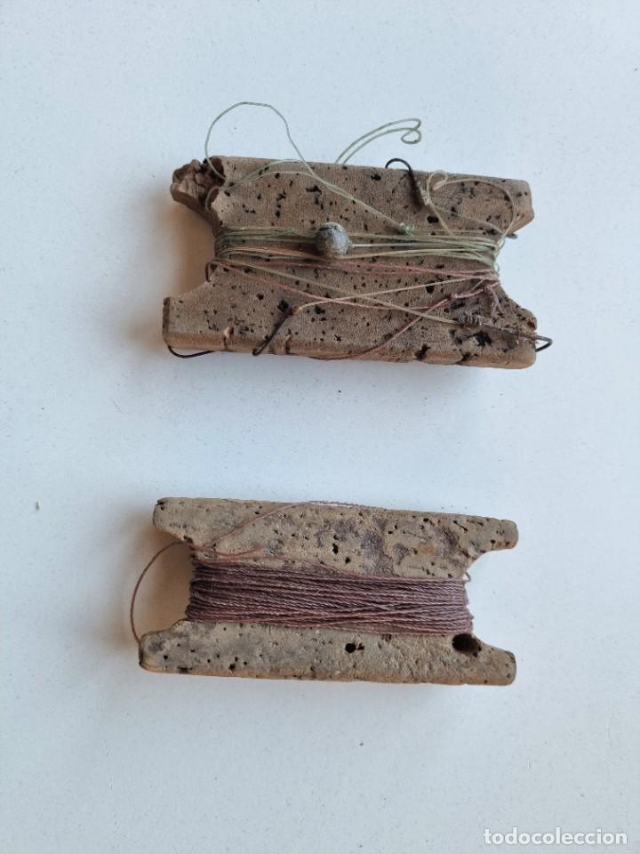 Collectionnisme sportif: Antiguo hilo de pescar en corcho lote de 2