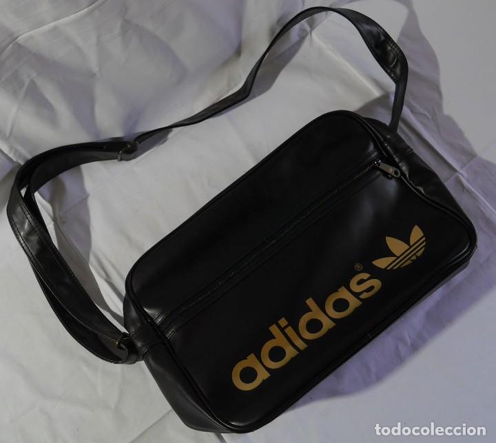 Coleccionismo deportivo: Bolsa de deportes Adidas - Foto 2