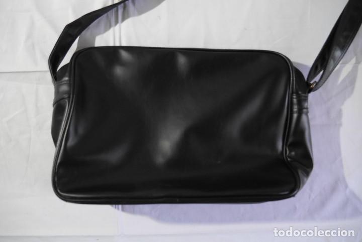 Coleccionismo deportivo: Bolsa de deportes Adidas - Foto 5