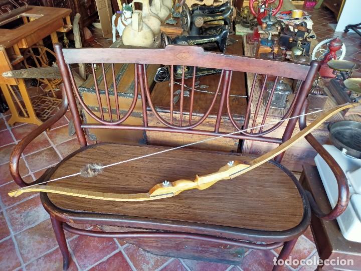 Coleccionismo deportivo: Arco de fabricaci&oacute;n artesanal - Foto 2