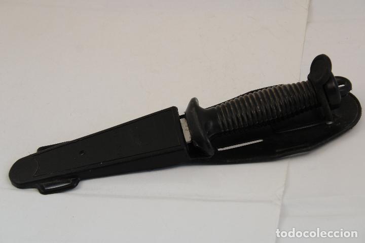 Coleccionismo deportivo: Cuchillo Muela de Buceo. - Foto 4