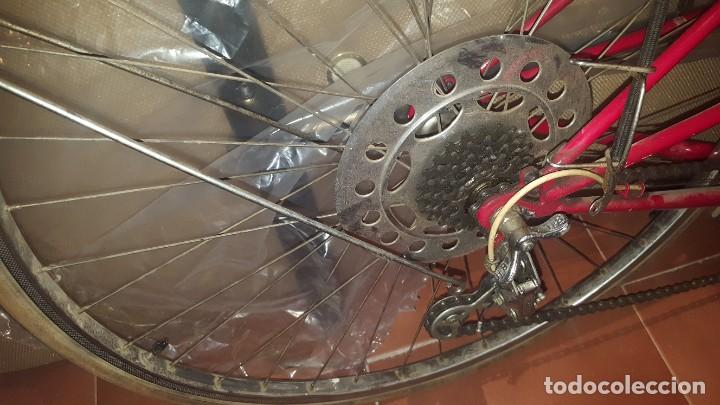 Coleccionismo deportivo: BICICLETA MARCA GACELA BH - Foto 3