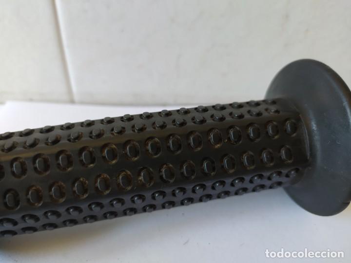 Coleccionismo deportivo: PU&Ntilde;O BICICLETA BH, - Foto 4