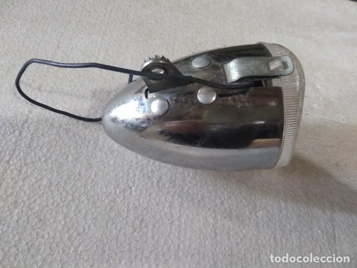 Coleccionismo deportivo: Faro met&aacute;lico bicicleta - Foto 2