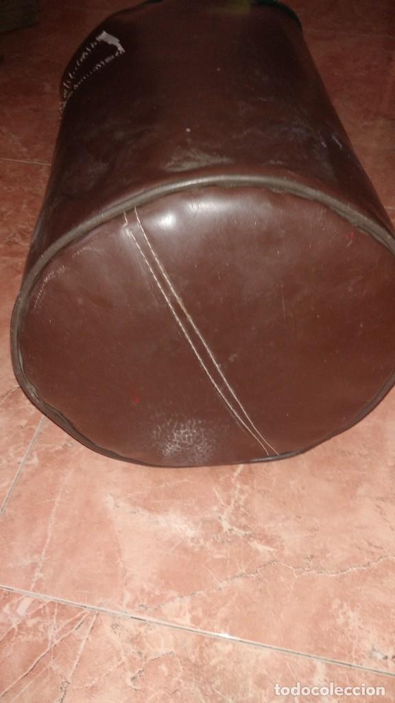 Coleccionismo deportivo: saco de boxeo peque&ntilde;o - Foto 3