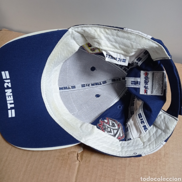 Coleccionismo deportivo: Gorra TIEN 21 - Foto 5