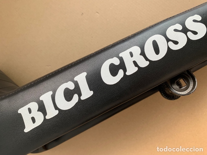 Coleccionismo deportivo: Sillín asiento original para bicicleta BH bici Cross años 70-80 bicicross - Foto 3 - 304000188
