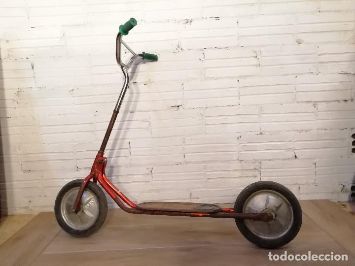 Coleccionismo deportivo: Patinete a&ntilde;os 60 - Foto 1