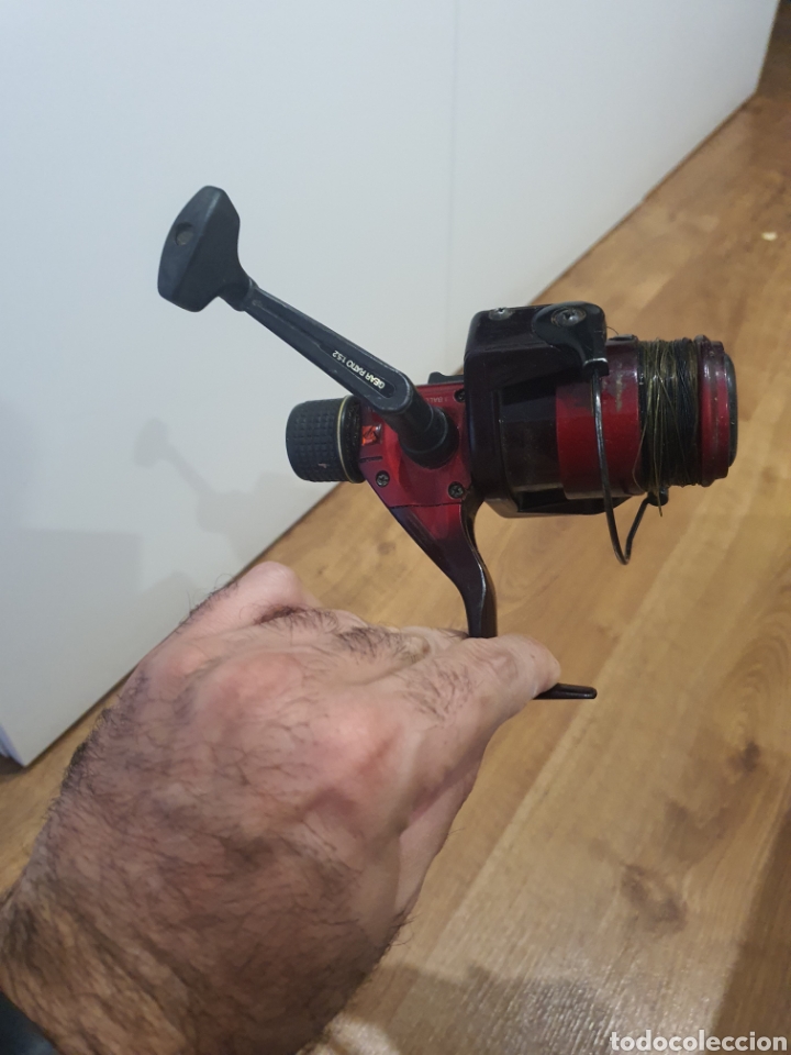 Coleccionismo deportivo: Carrete de pesca - Foto 1