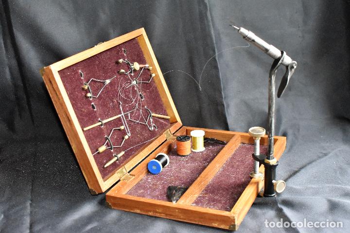Collezionismo sportivo: ESTUCHE PARA MONTAJE DE MOSCAS DE PESCA CON INSTRUMENTOS. 30 POR 20 Y POR 4 CM