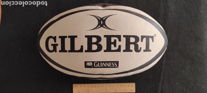 Coleccionismo deportivo: Bal&oacute;n de rugby Gilbert Guiness - Foto 1
