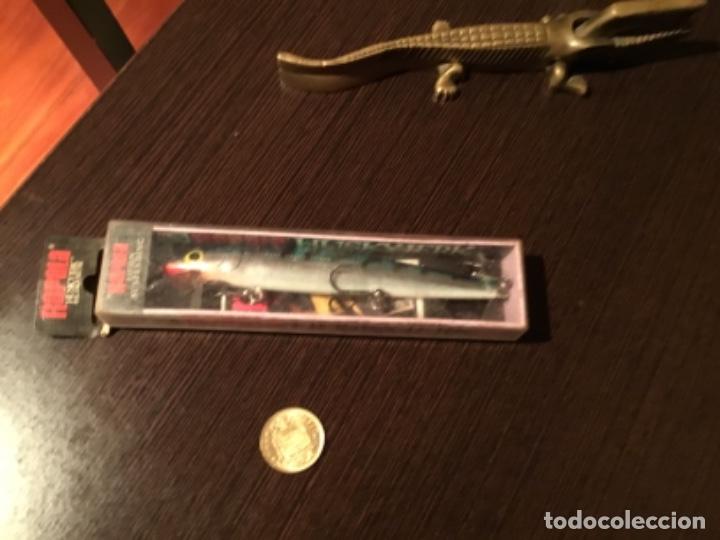 Coleccionismo deportivo: Rapala se&ntilde;uelo para pescar - Foto 1