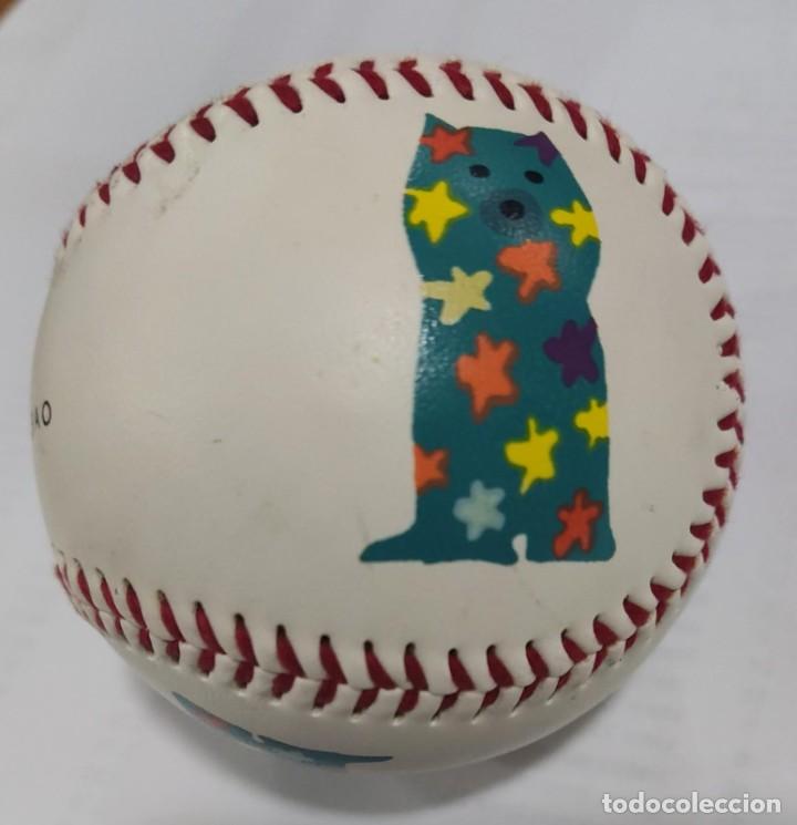 Collectionnisme sportif: Pelota beisbol. Museo Guggenheim Bilbao. Nueva