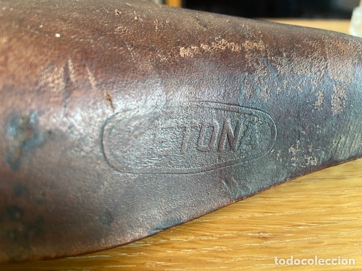 Coleccionismo deportivo: Antiguo sillin de cuero de bicicleta - Foto 3