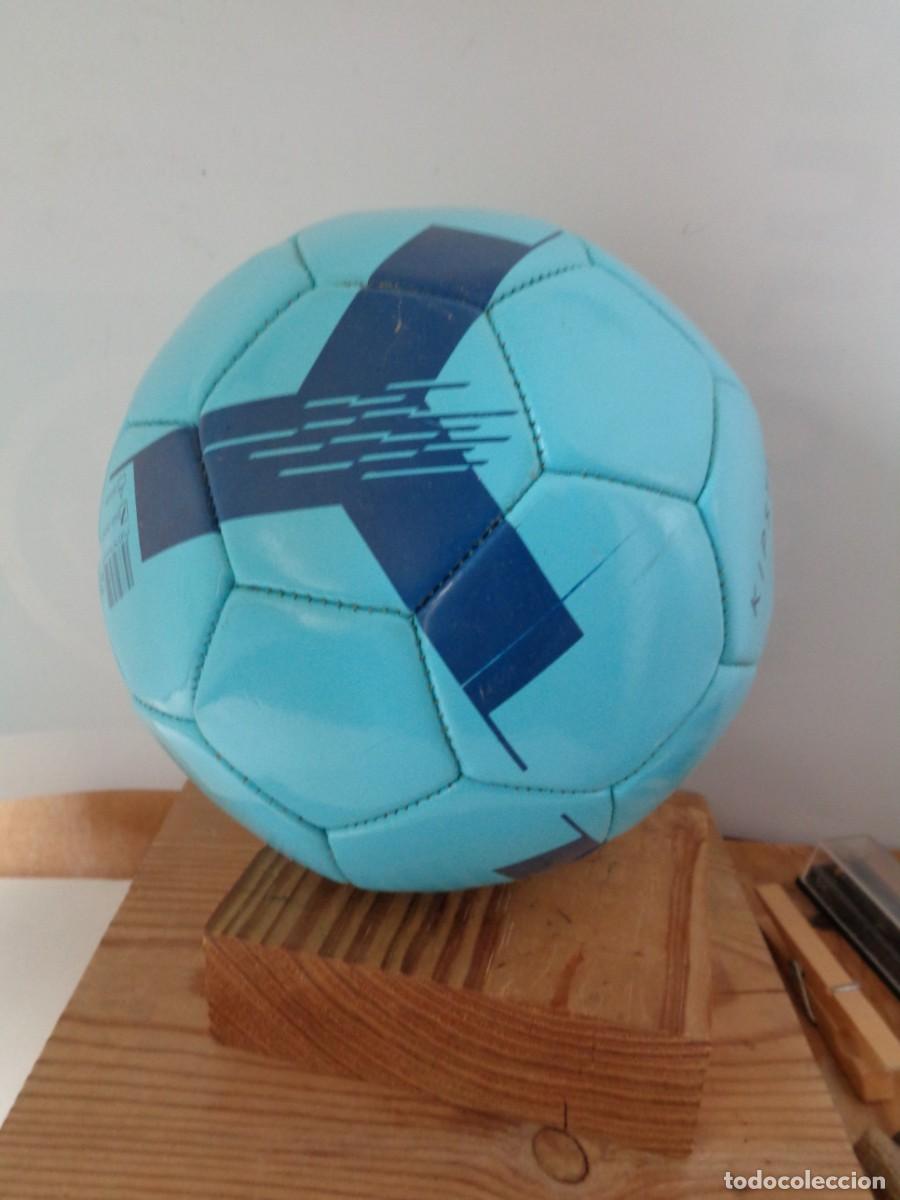 Coleccionismo deportivo: &iexcl;&iexcl; BALON, KIPSTA, FIRST KICK. . DECATHLON. Como NUEVO.!! - Foto 5