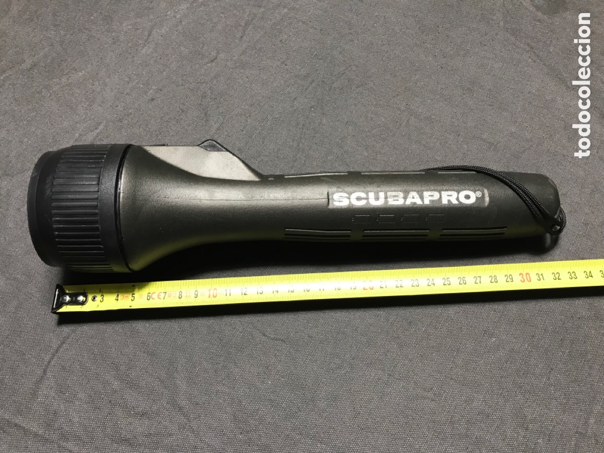 Coleccionismo deportivo: Linterna vintage buceo Scubapro. - Foto 6