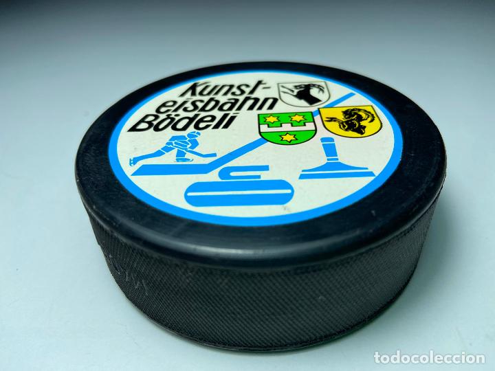 Collezionismo sportivo: 104-Disco hockey hielo. CCM oficial Czechoslovakia. Kuntseisbahn Bodeli.