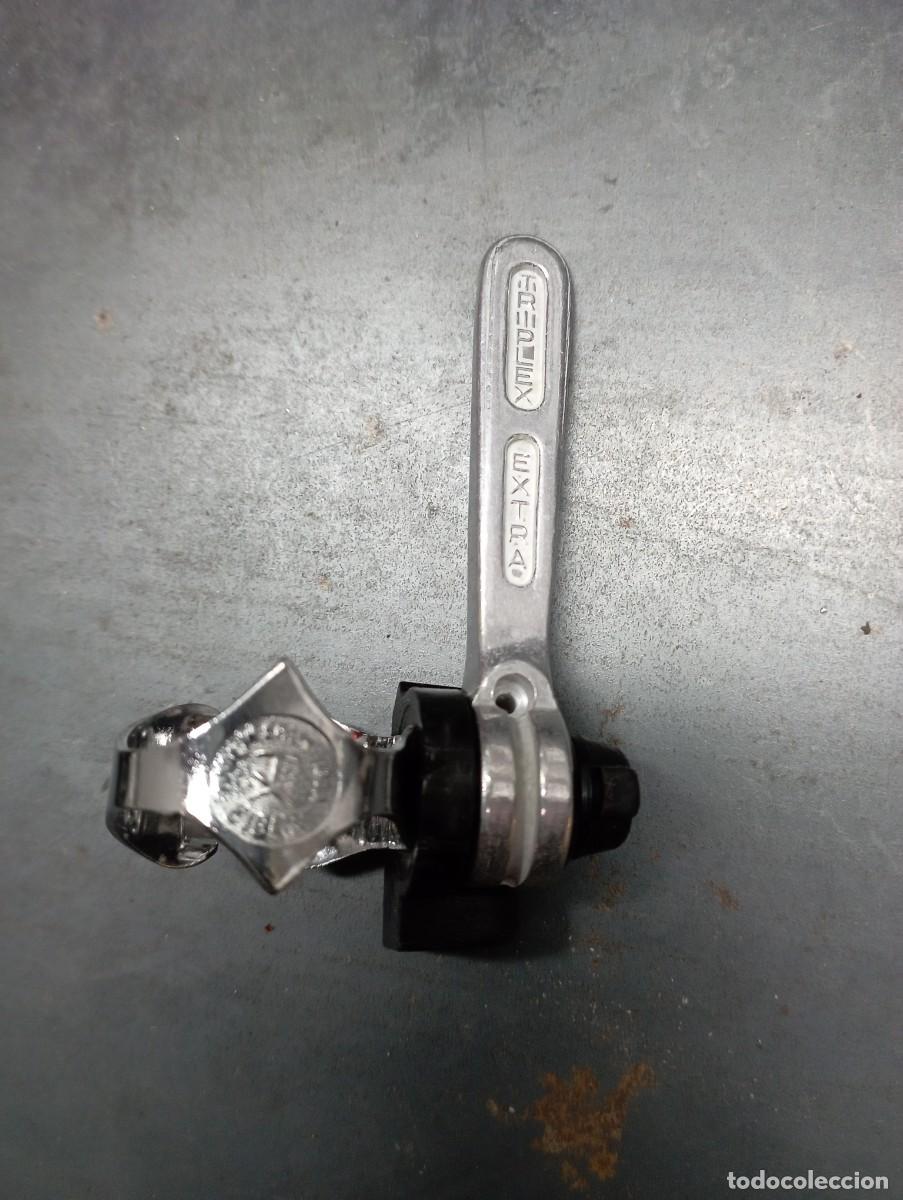 Coleccionismo deportivo: Maneta cambio bici marca Triplex Extra - Foto 3