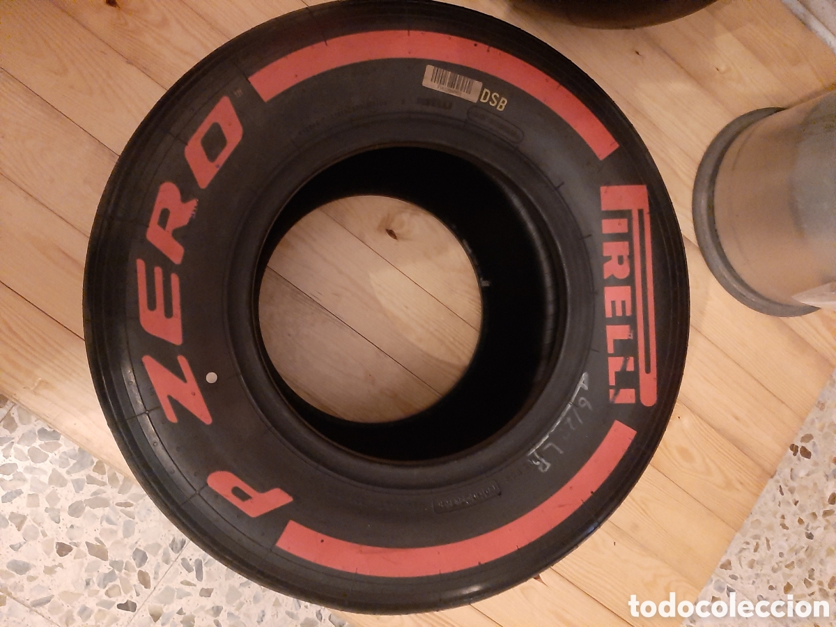 Coleccionismo deportivo: Neum&aacute;tico trasero F1 2016 - Foto 8