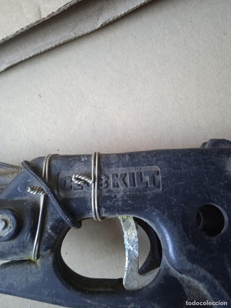 Coleccionismo deportivo: Fusil de pesca antiguo - Foto 2