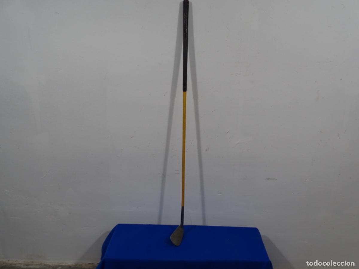 Coleccionismo deportivo: ANTIGUO PALO GOLF. SCOTLAND. H. LOGAN-GENII. 95 CM. SIGLO XIX-XX.