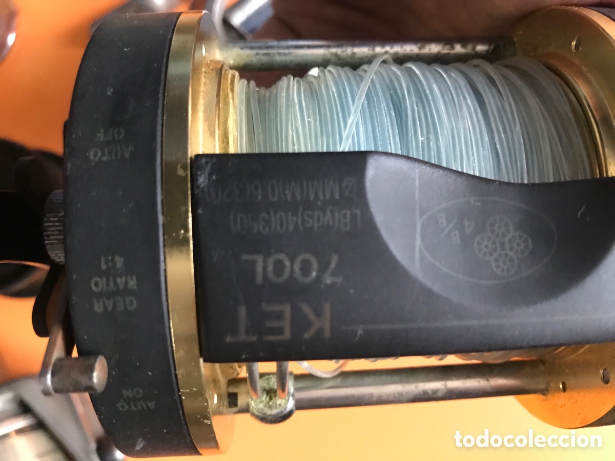 Coleccionismo deportivo: Lote carretes de pesca - Foto 7