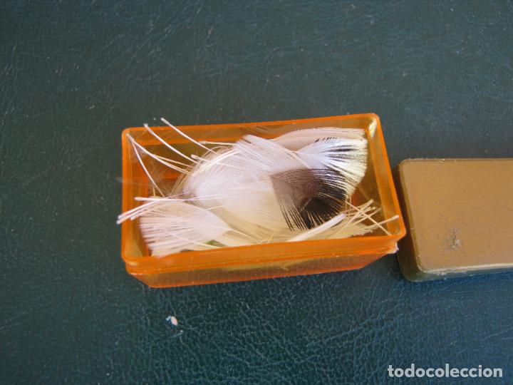 Collectionnisme sportif: 79.- Plumas preparadas para cercos y alas. Montaje mosca seca. Pesca