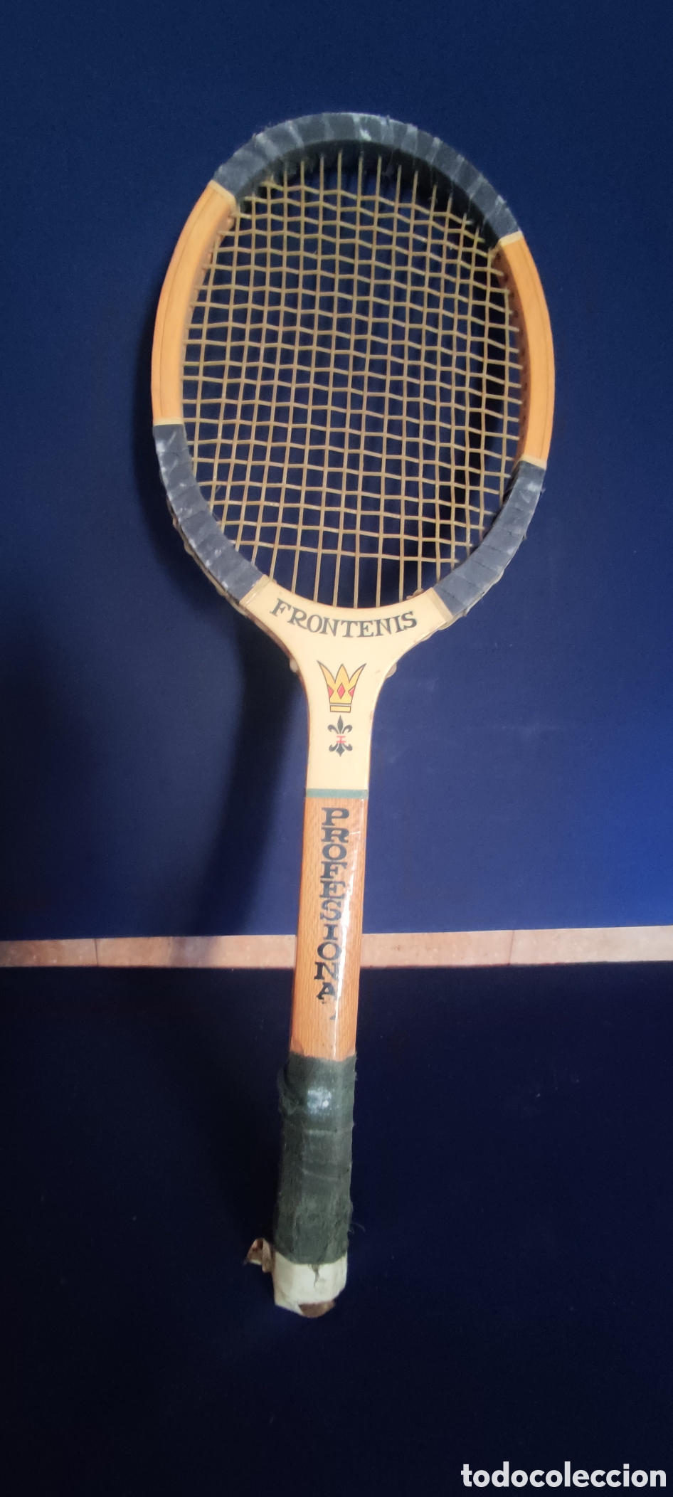 Coleccionismo deportivo: ANTIGUA RAQUETA DE FRONTENIS - Foto 3