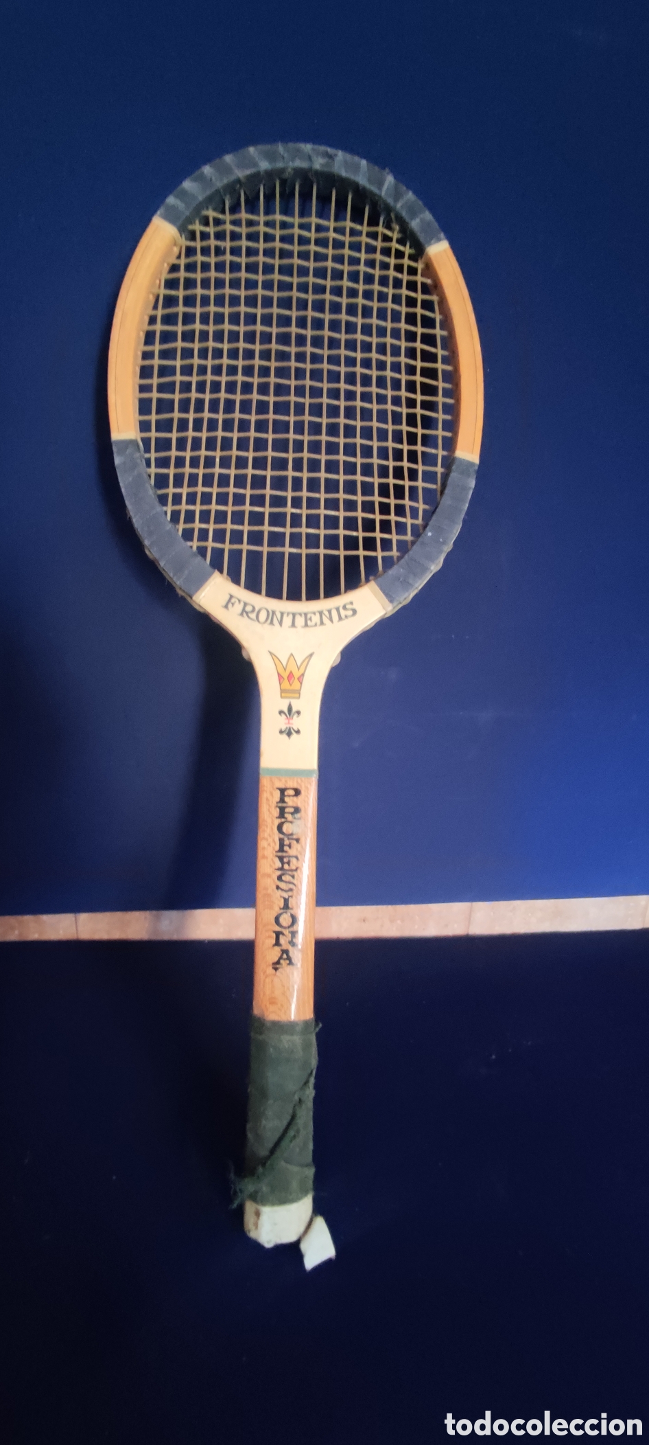 Coleccionismo deportivo: ANTIGUA RAQUETA DE FRONTENIS - Foto 1