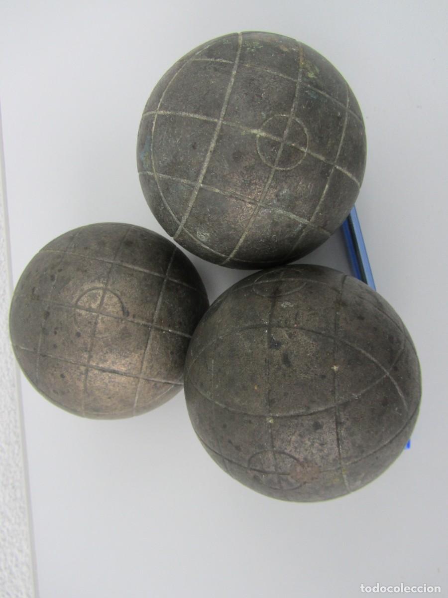 Coleccionismo deportivo: Bolas de petanca francesas. Lyon. - Foto 2