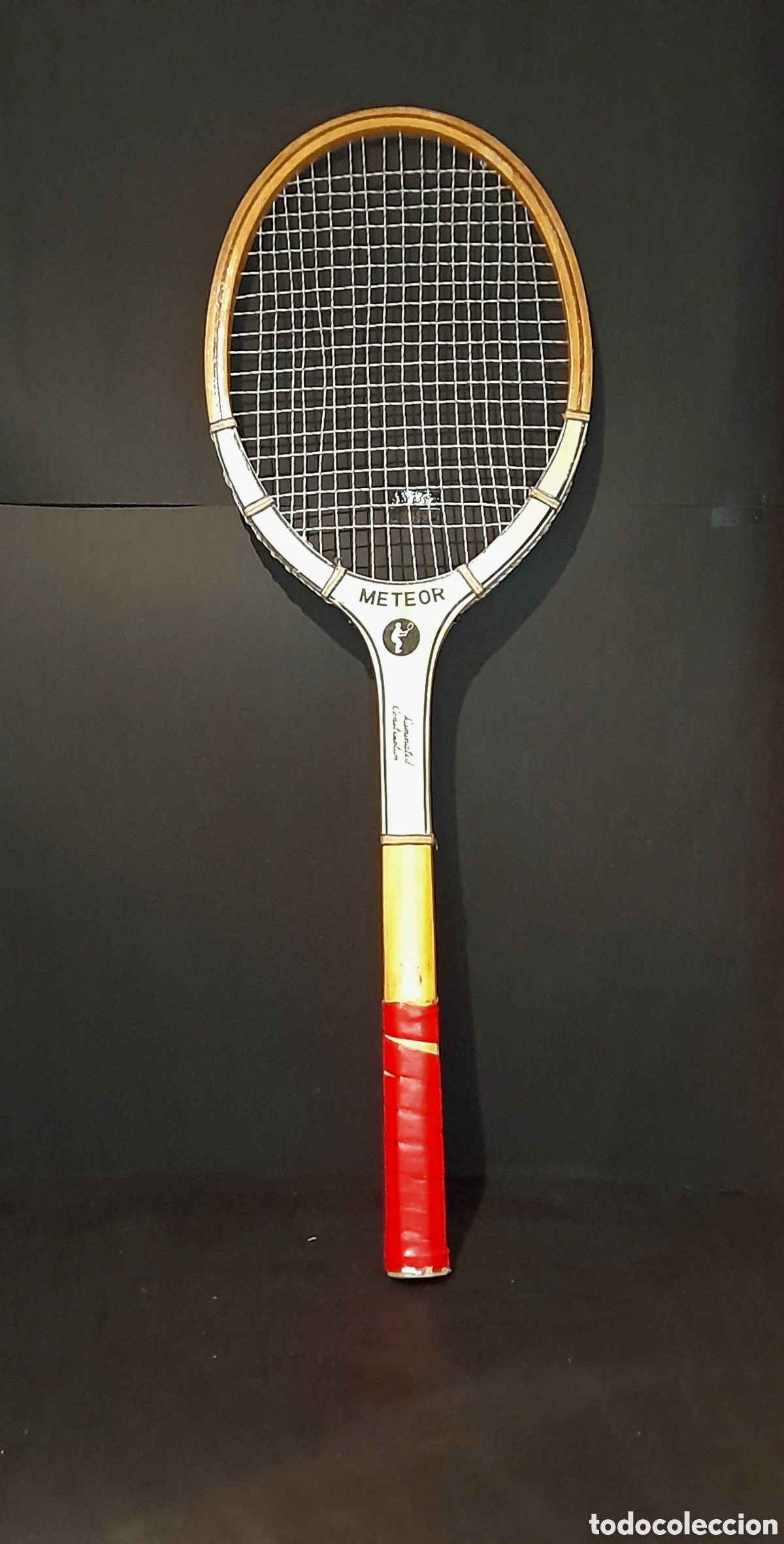 Collectionnisme sportif: Raqueta vintage.