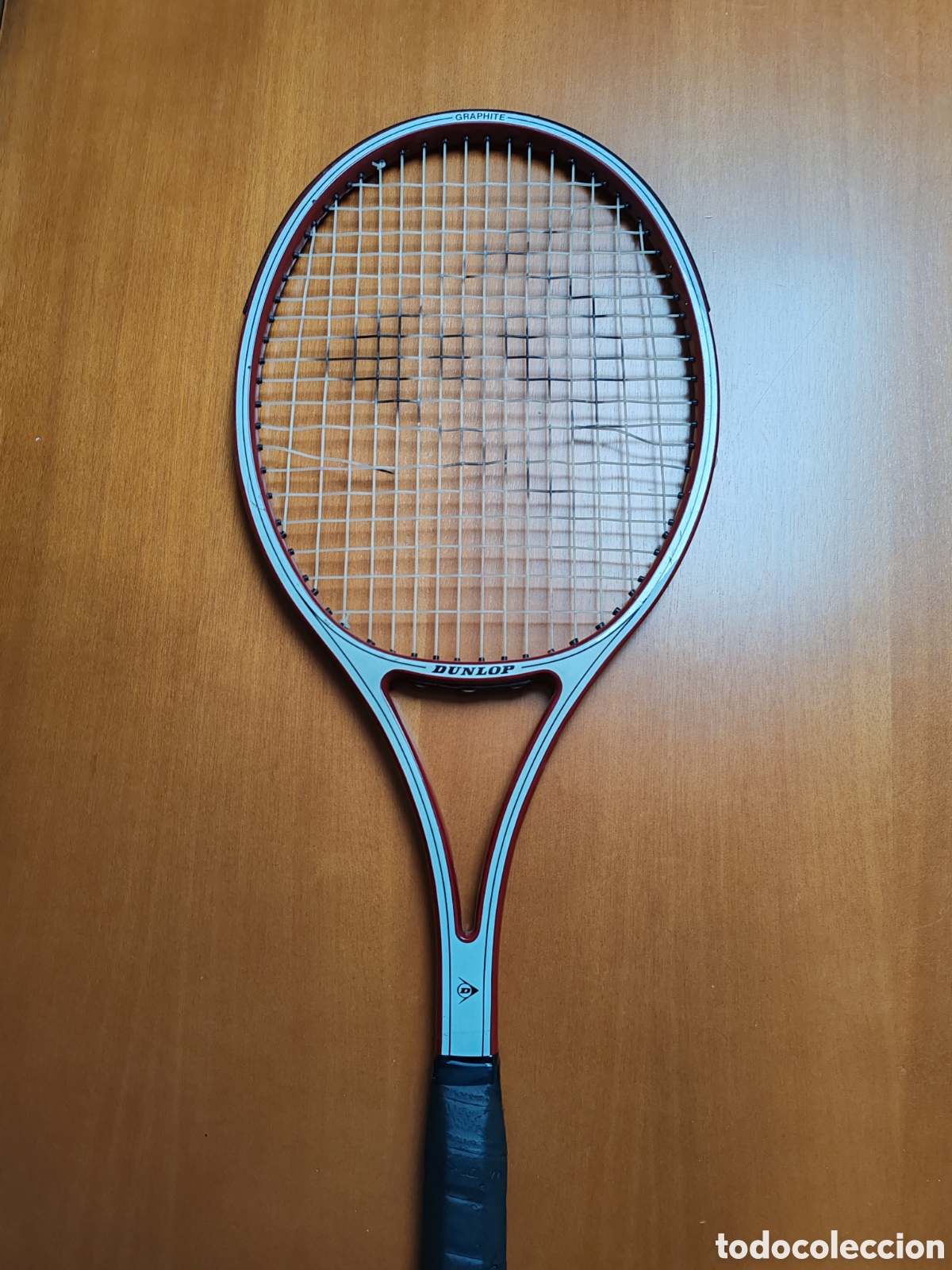 Collectionnisme sportif: Antigua raqueta Dunlop Mcenroe firewall