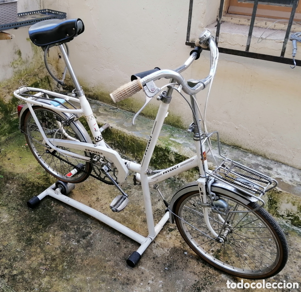 Coleccionismo deportivo: Bicicleta Peugeot con m&oacute;dulo de est&aacute;tica - Foto 2