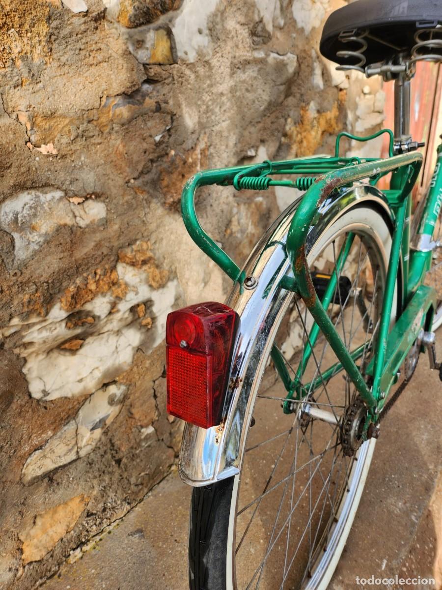 Coleccionismo deportivo: Bicicleta de paseo BH - Foto 6